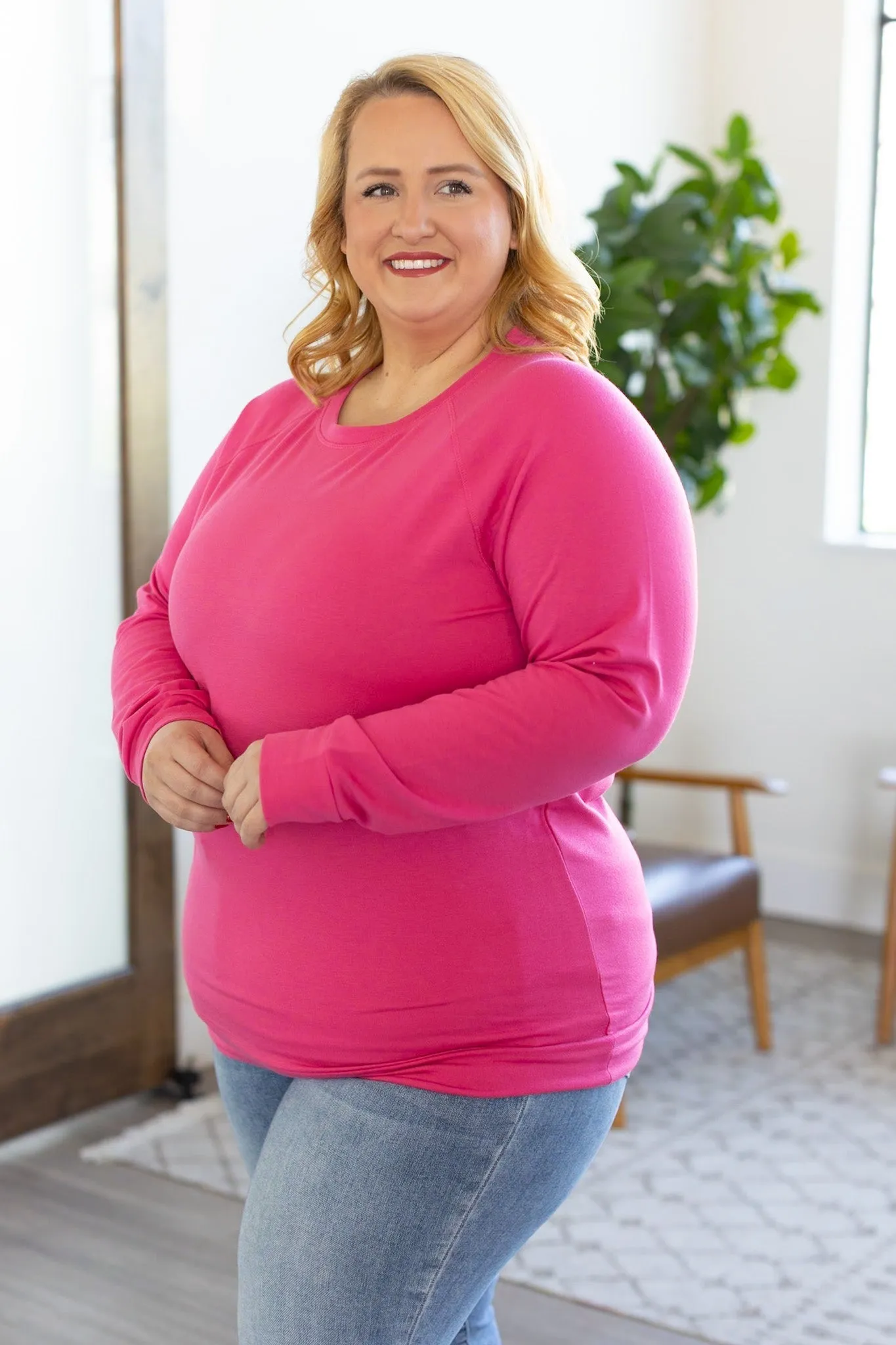 Kayla Lightweight Pullover - Hot Pink
