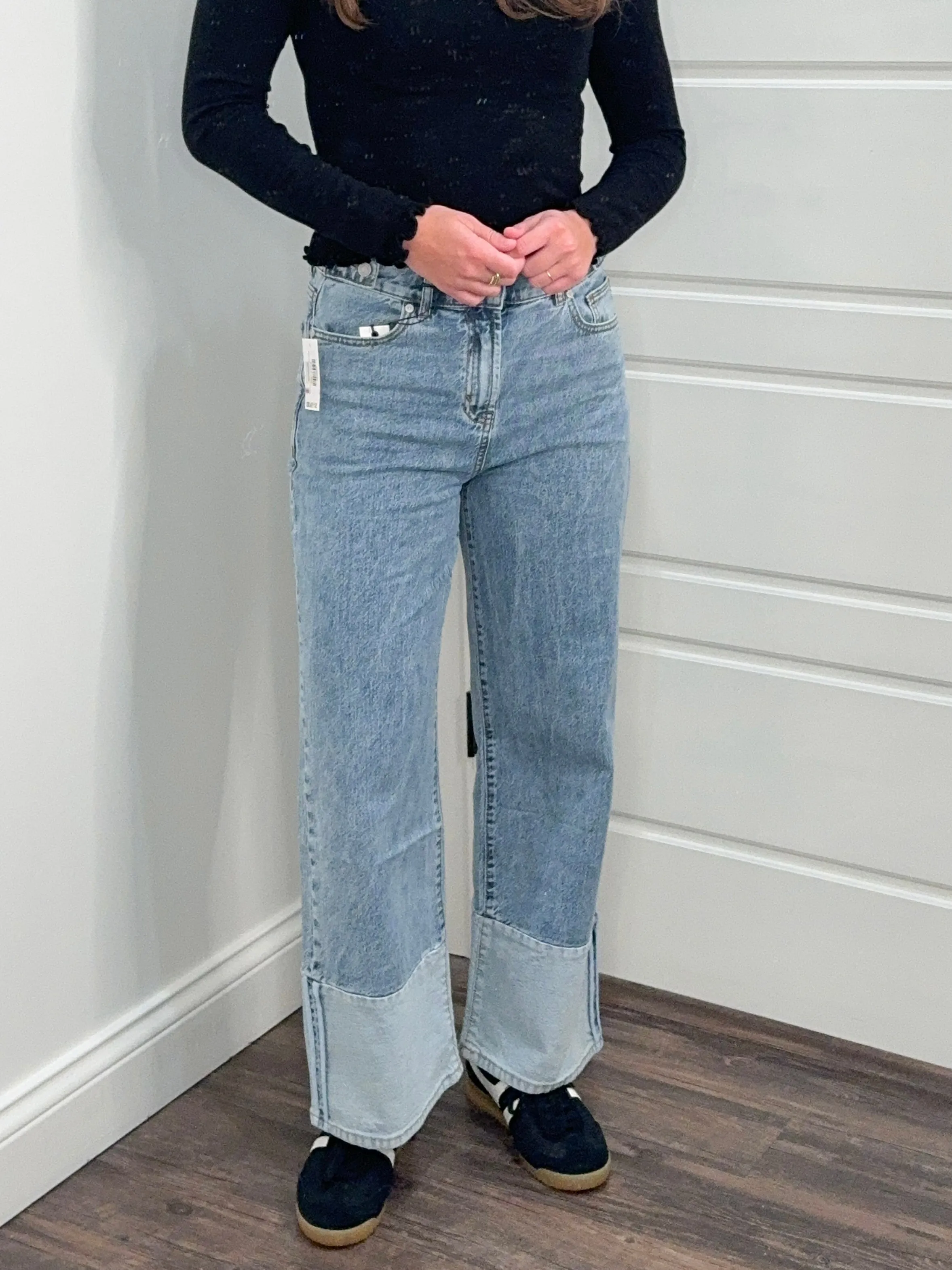 Pacific Wide Leg w/ Contrasting Hem Jean