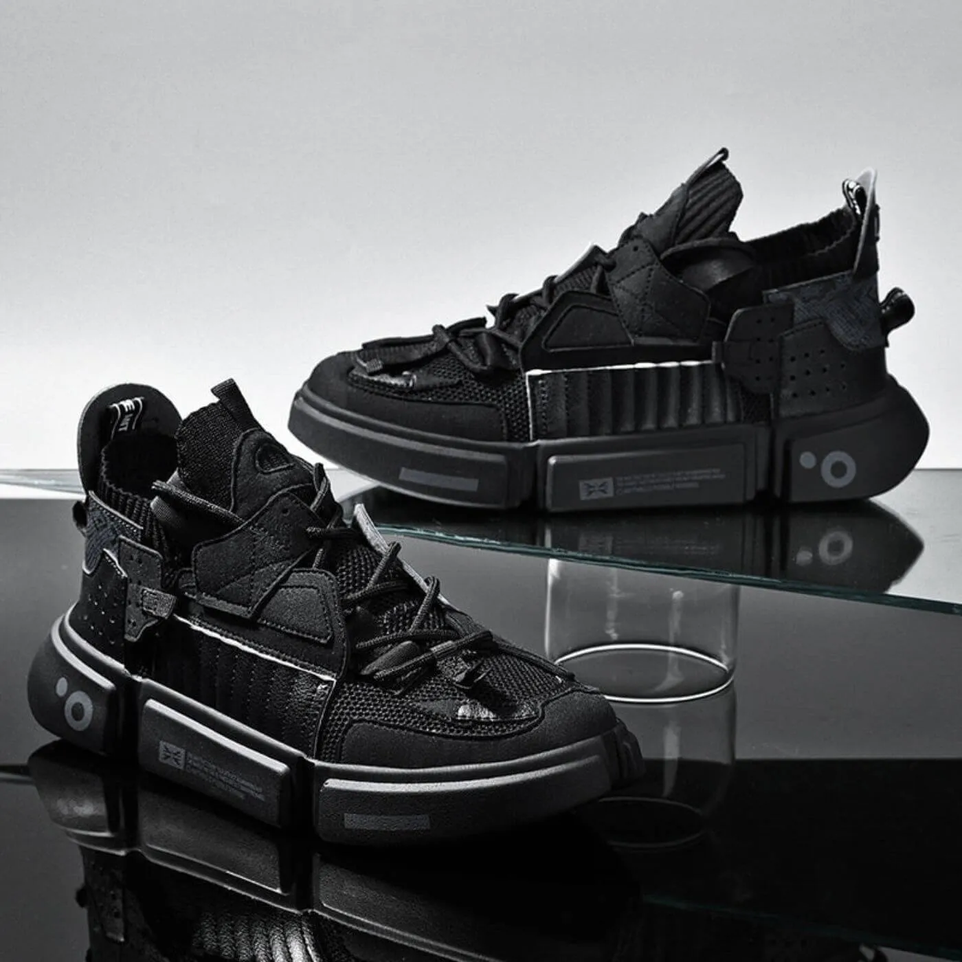 Willie  Aesthetic Streetwear Sneakers