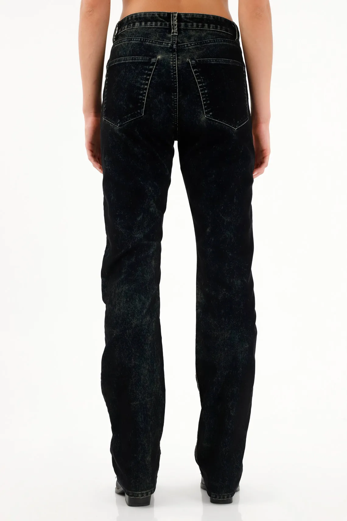 Women's TNS jeans, trendy flat-waist skinny jeans with a waistband.
